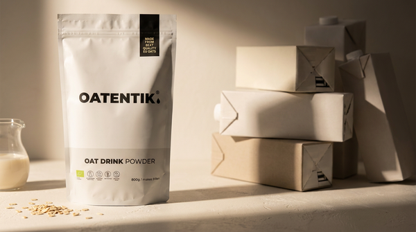 Compare oat milk vs almond milk: Which Non-Dairy Milk Reigns?